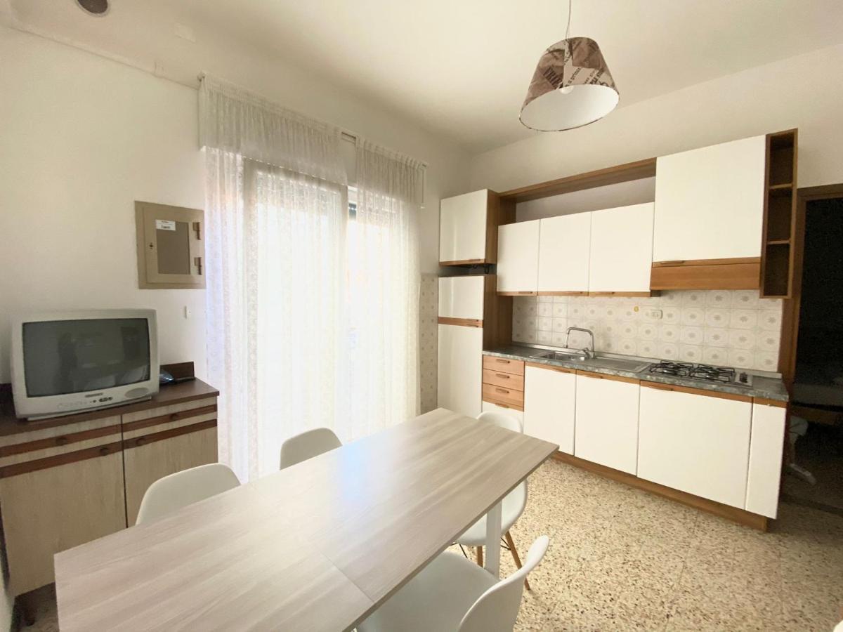 Euroresidence - Piazza Mazzini- 30 Mt Dal Mare - Immobil Relax Lido di Jesolo Exteriér fotografie